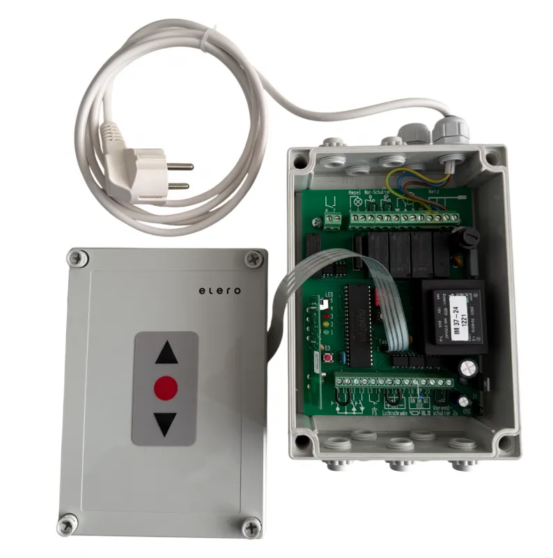 elero DoorControl mit Funkmodul und Handsender elero DoorControl mit Funkmodul und Handsender