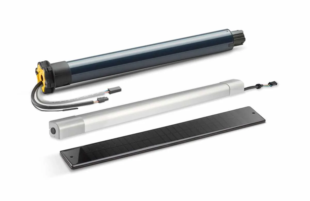 Somfy Solareinsteckantrieb RS100 Solar io Kit Somfy Solareinsteckantrieb RS100 Solar io Kit